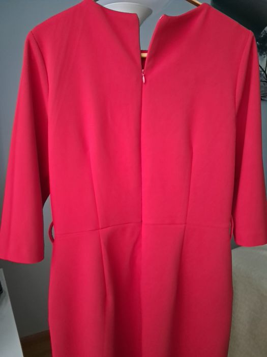 Czerwona sukienka koklajlowa