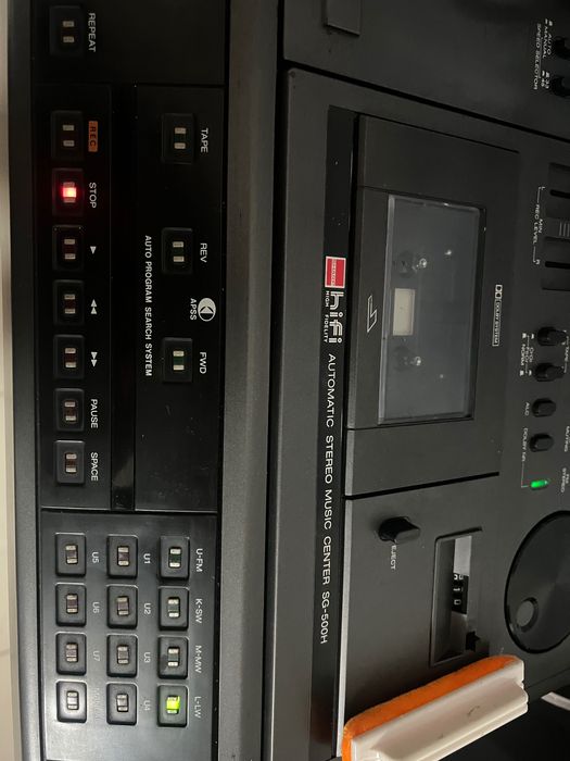 Aparelho música Sharp