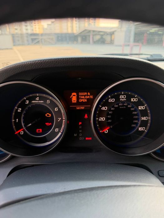Продаю Acura mdx