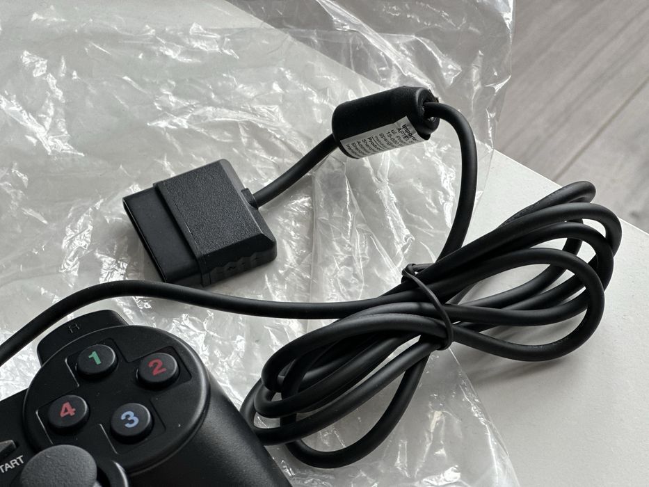 Kontroler PS2 Pad zamiennik PlayStation 2 czarny Play Station