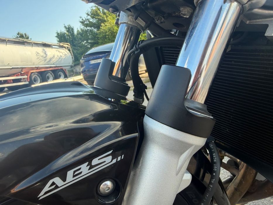 Продам мотоцикл SUZUKI GSR 600 A