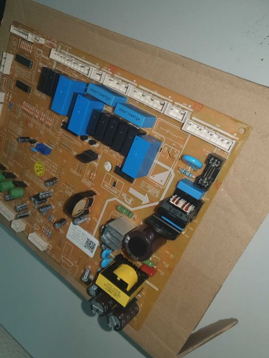Placa eletronica principal para frigoríficos bosch siemens 652159