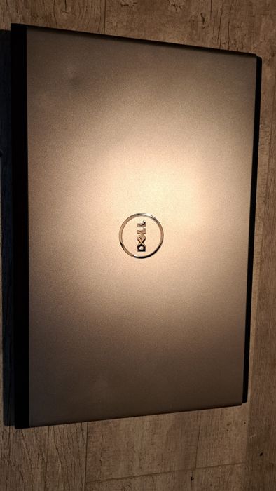 Laptop DELL Vostro 3500