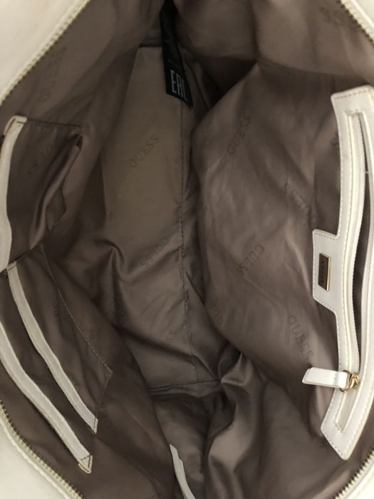 Mala Guess como nova