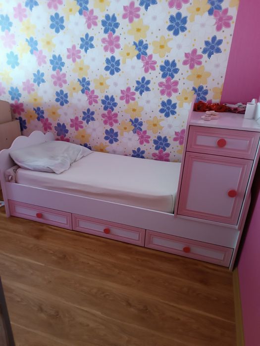 Продам детскую кровать с ортопедическим матрасом