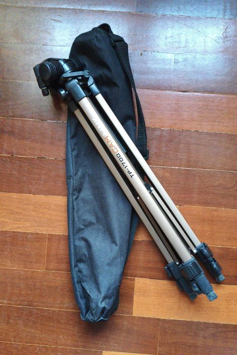 Tripé Camlink TP1700 para câmeras vídeo ou fotográficas