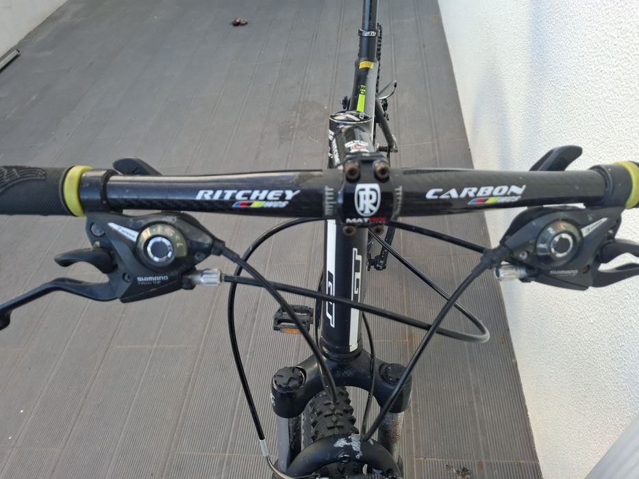 Bicicleta GT aggressor shimano roda  26