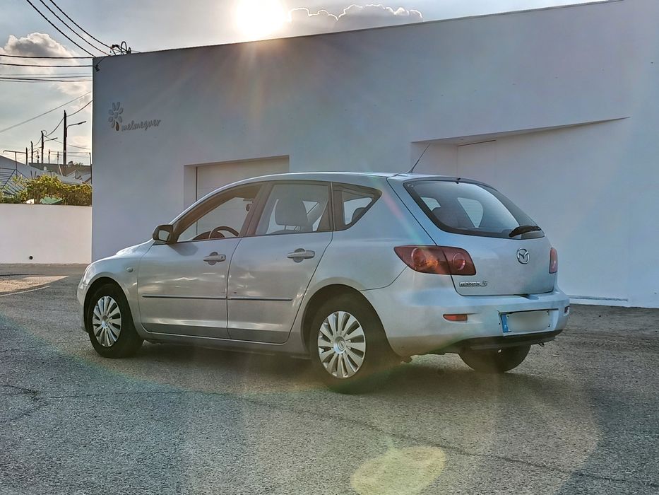 Mazda 3 HATCHBACK de 2004 nacional com 225mil kms