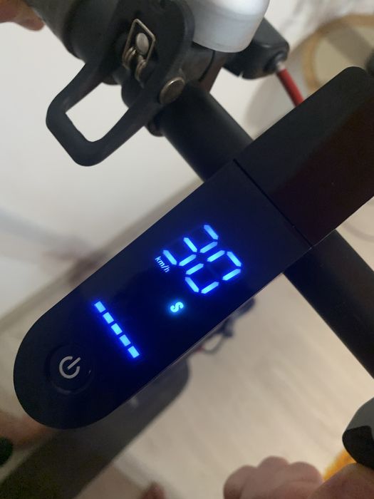 Електросамокат Xiaomi M365 Pro