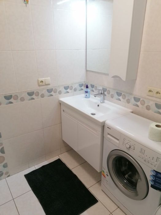 Сдам двушку в районе Титова - верх Поля,16 больница