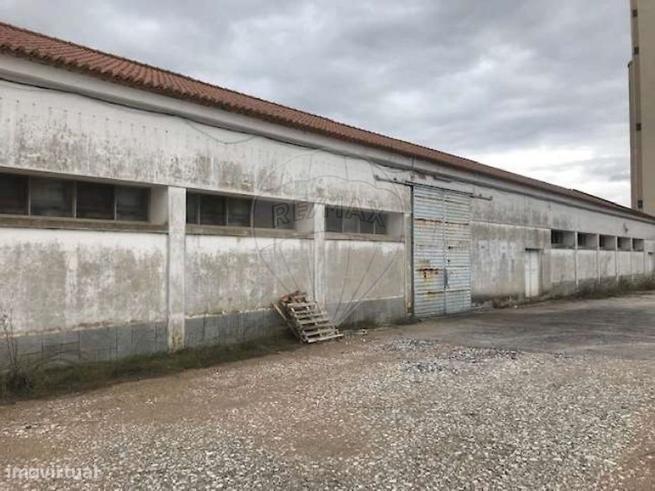 Armazém  para venda