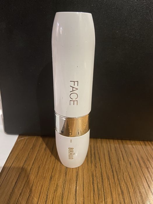 Міні- бритва Braun для жінок