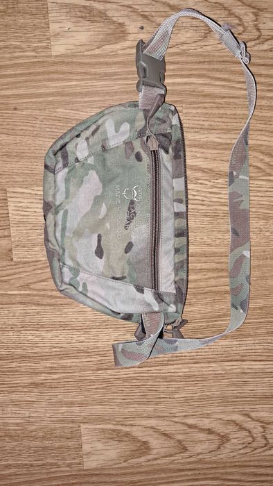 Gingers tactical gear hanger