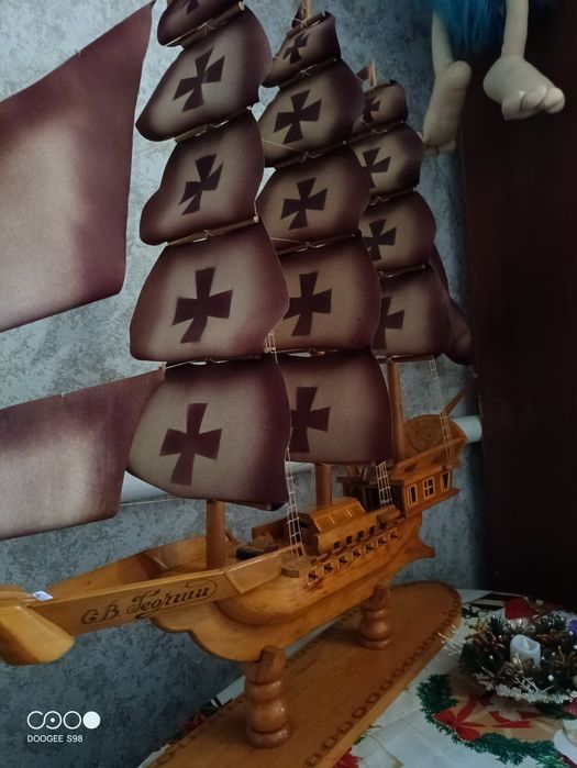 Продам Корабель ручная робота