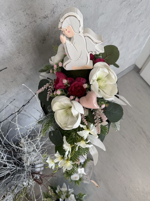 Słodka kompozycja na mały grobek