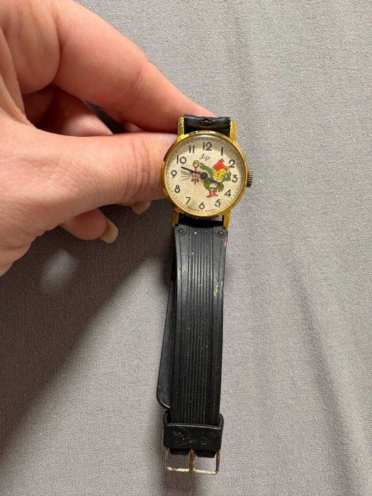 вінтажний позолочений наручний годинник луч гном та чайка 17 камней