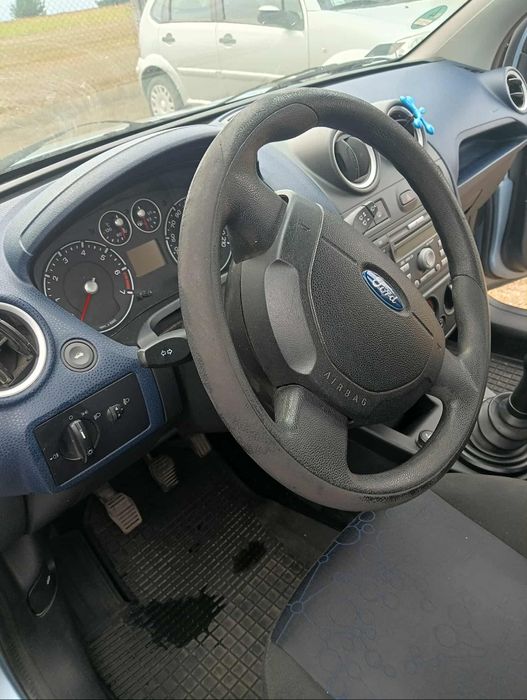 Ford Fiesta 1.3 benzyna 2007