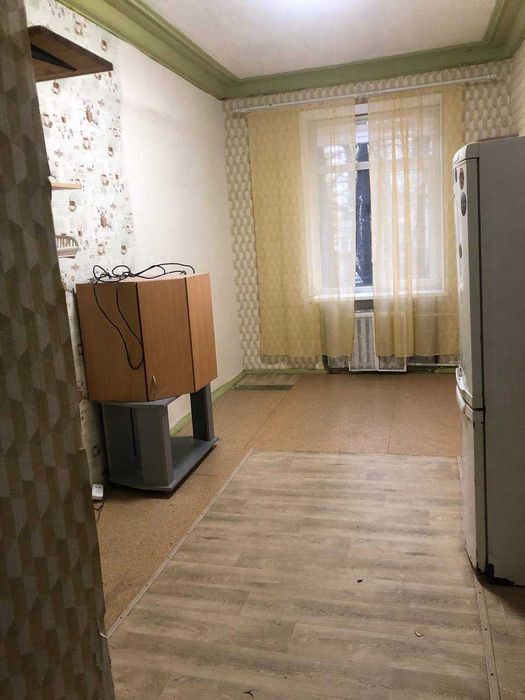 Продам кімнату в гуртожитку 8хв. метро Дарниця