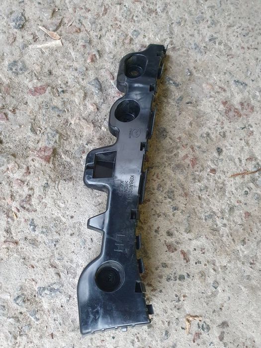 Кронштейн заднего бампера Mazda CX-5 2017+