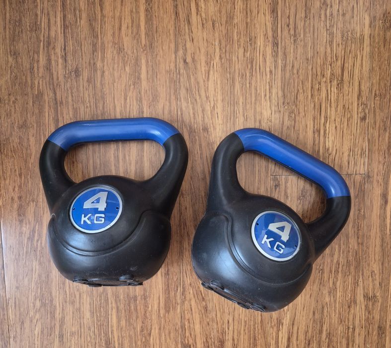 Kettlebell 4kg 2szt.