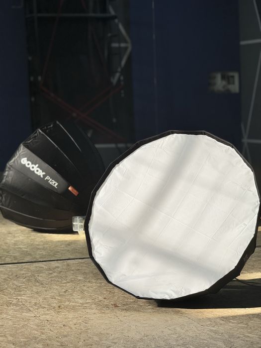 Студийный свет Amaran 200d + Софтбокс Godox P120L