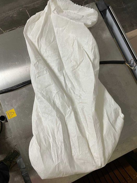 Мішки б/в з під цукру та борошна.