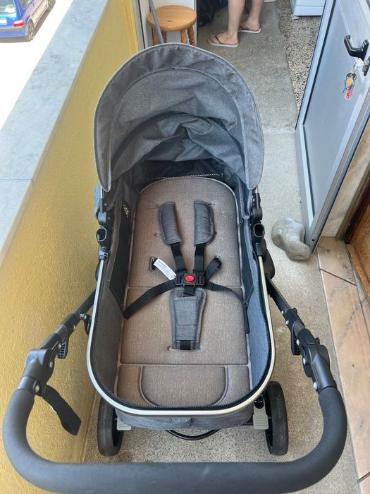 Carrinho de bebe trio