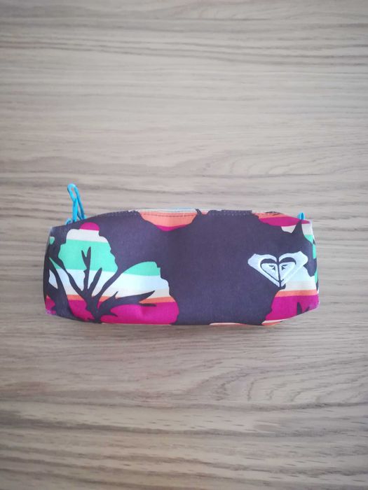 Estojo Roxy (tenho mais artigos da colecção)