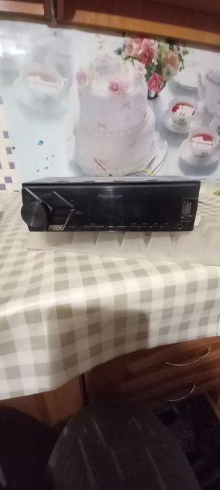 Автомагнитола JVC