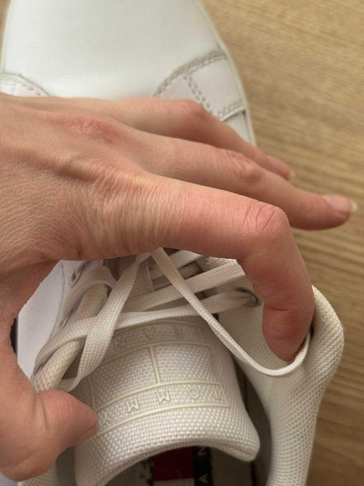 Tommy Jeans buty sneakersy białe na platformie 39