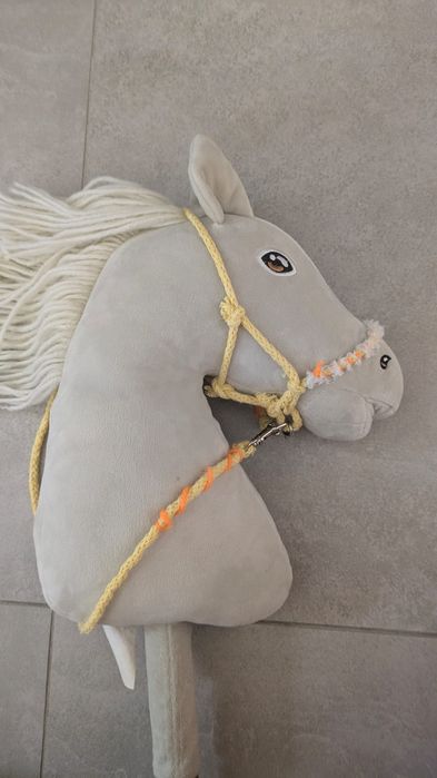 Uwiąz + wodzę + halter dla hobby horse A4