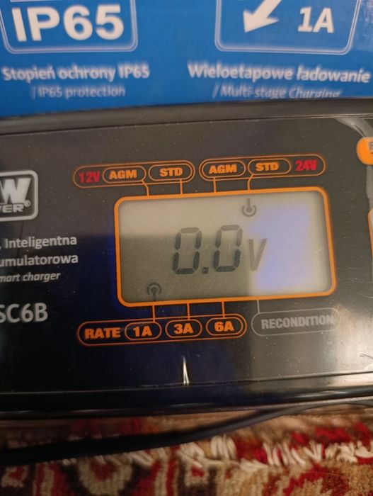 Ładowarka akumurowa