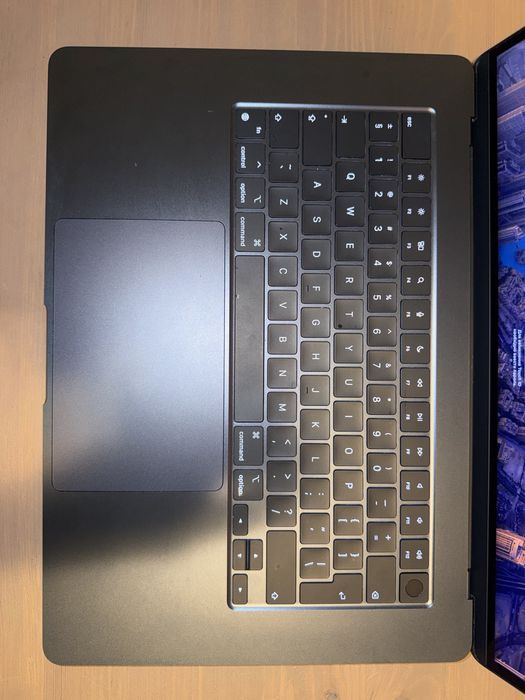 Sprzedam MacBook Air 15” M3 | 16GB RAM | 256GB SSD | Stan idealny