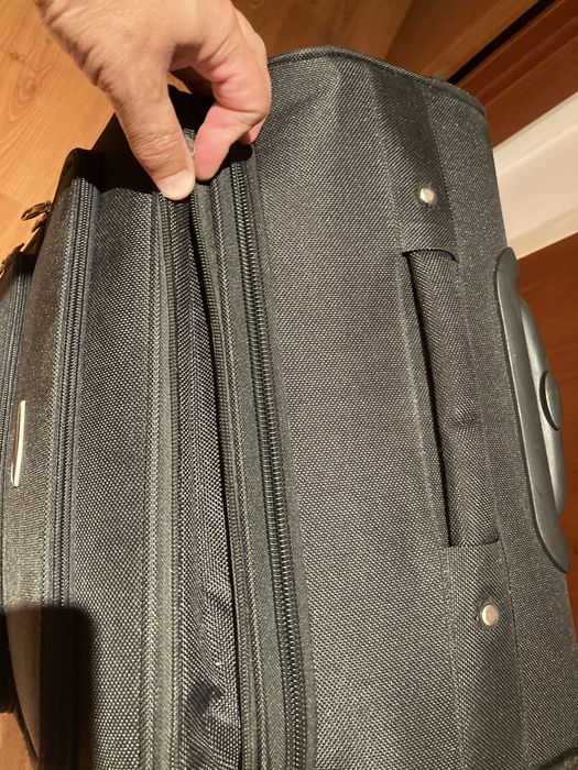 Mala viagem  tamanho grande marca Hossoni