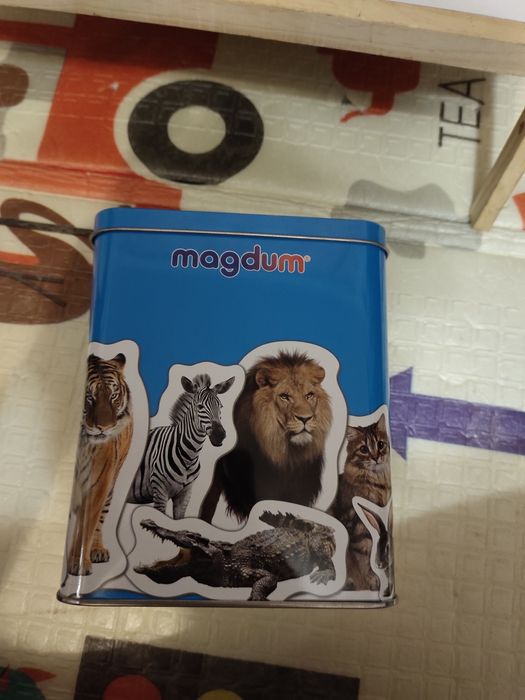 Доска магнітна та для малювання