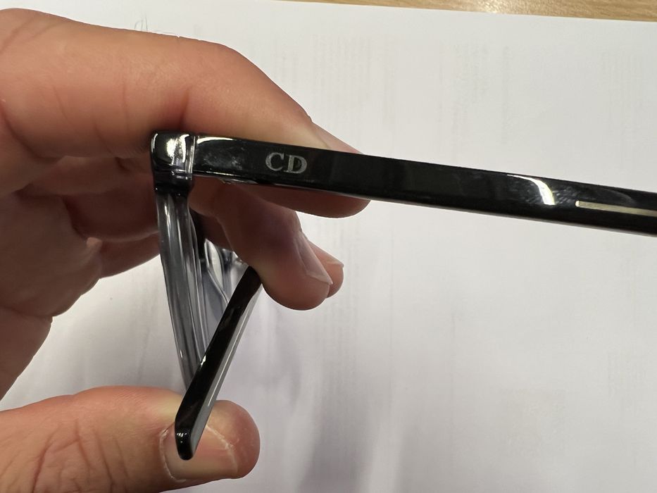 Armação Dior homme nova.