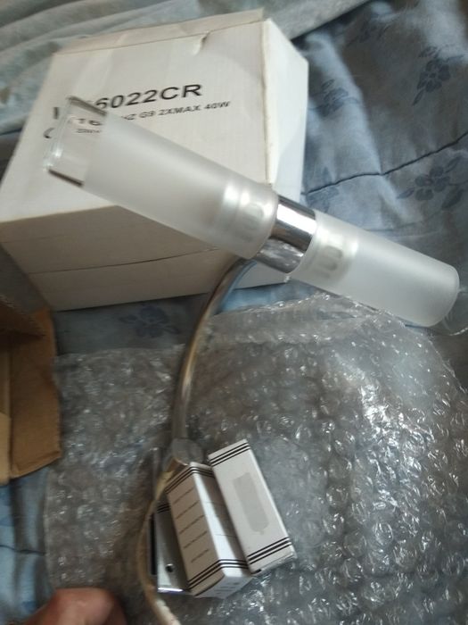 Vendo candeeiro de parede ou wc