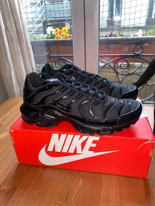 Buty sportowe Nike_Air_Max_TN_Plus_Black_Gum Rozmiar R.42