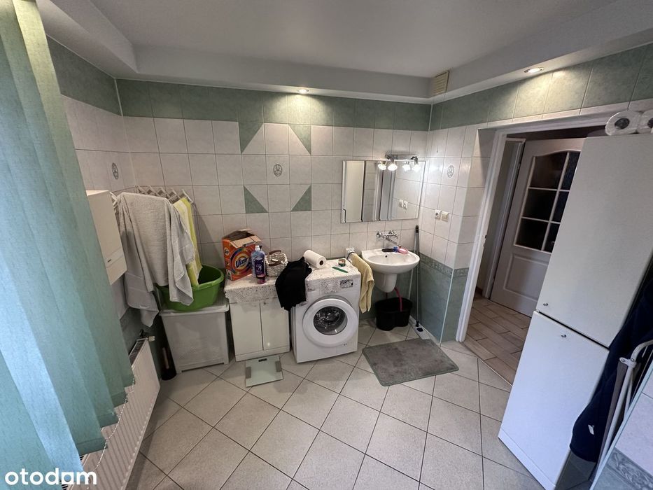 Dom | 260 m² | 2 garaże | Działka ok. 800 m² | Ostrowiec Świętokrzyski