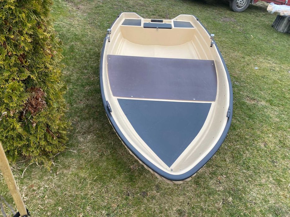 Łódź Łódka wędkarska wiosłowa Lobster 380 z PLATFORMĄ LINA brąz/beż CE