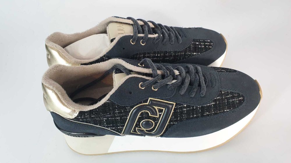 Liu Jo Sneakersy Dreamy 02 BF4037 PX518 Czarny 38