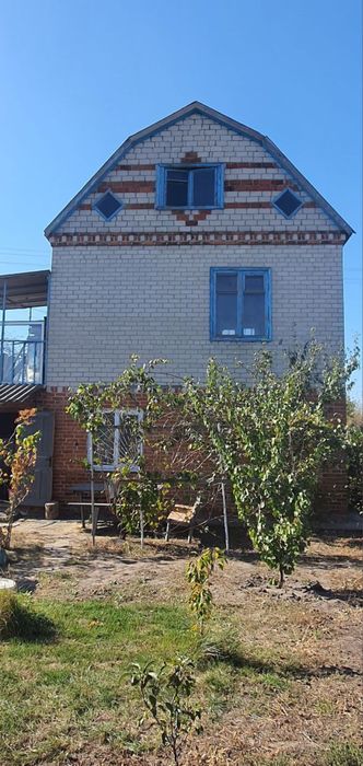 Продам дачу на Перевалі с/ т Трубник.