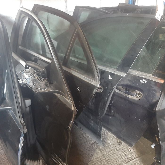 MERCEDES.  varias portas