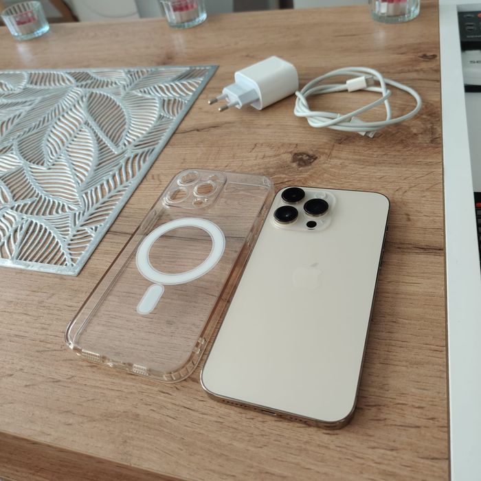 Sprzedam iPhone 14 Pro Max 256 GB Gold – idealny stan + zestaw dodatków
