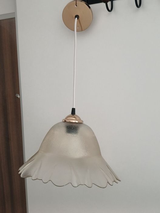 Lampy szklane wiszące