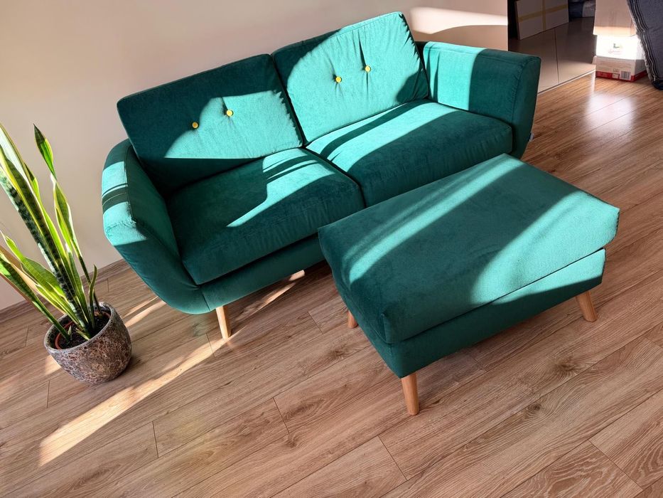 Sofa Sofa MTI-Furninova Smile z podnóżkiem – butelkowa zieleń