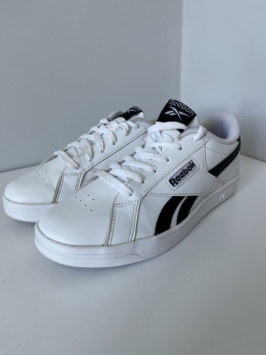 Білі шкіряні кросівки Reebok 37 (24см )