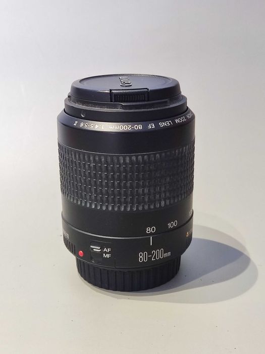 Objetiva Canon EF 80-200mm f/4.5-5.6 II