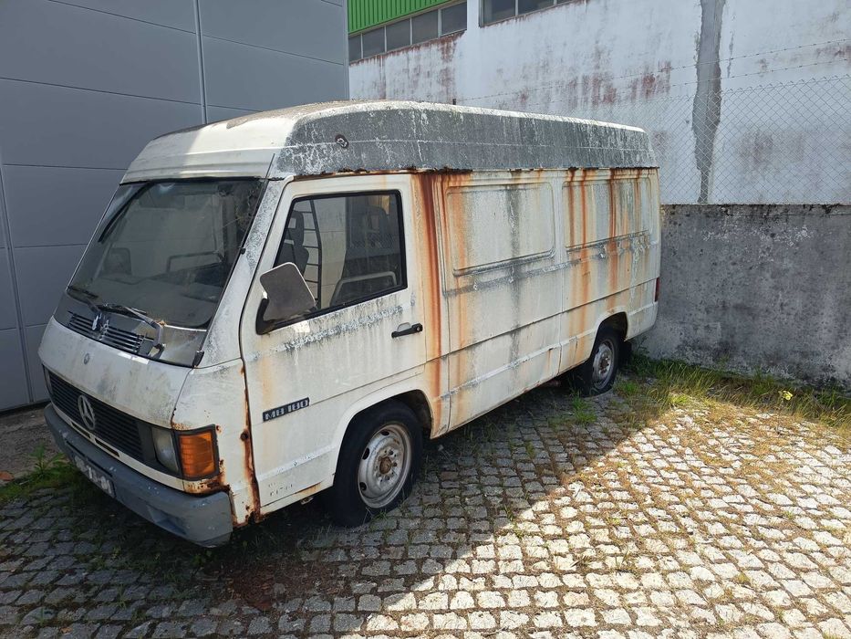 Carrinha Mercedes para peças sem documentos