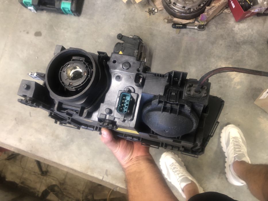 Лінзовані Фари BMW e 38 завоцькій ксенон